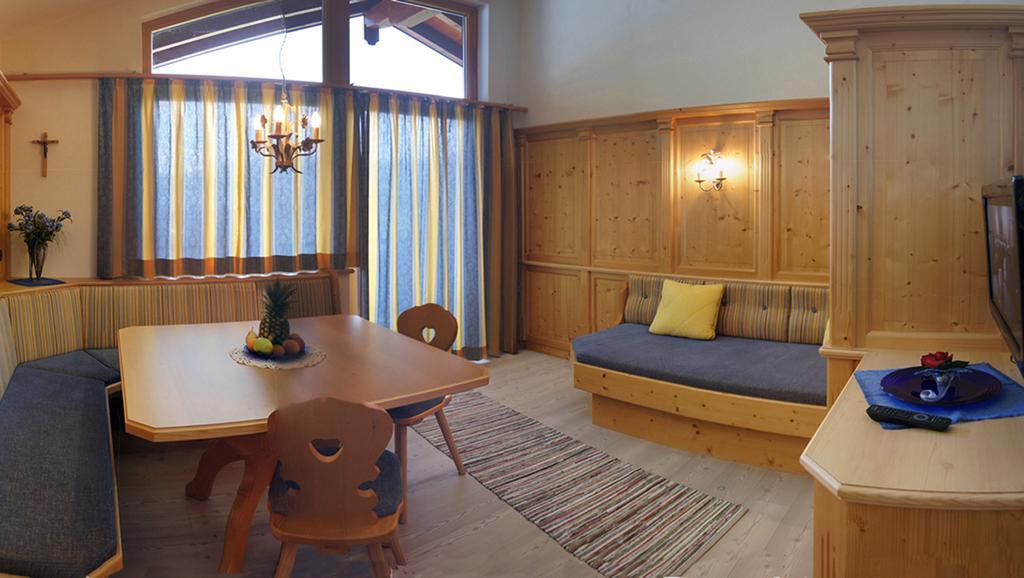 Gaestehaus Alpina Maurach  Bagian luar foto