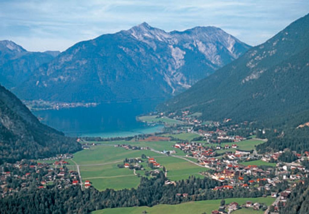 Gaestehaus Alpina Maurach  Bagian luar foto